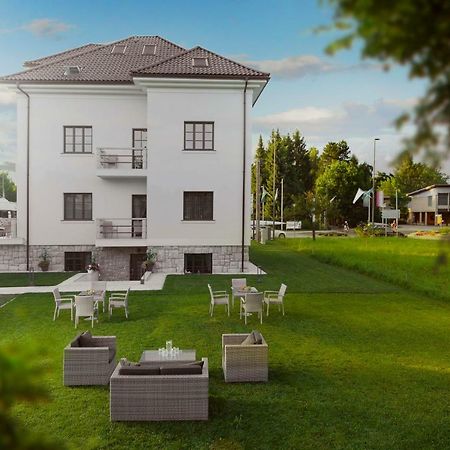Vila Ula La Luxury Apartments Bled Bagian luar foto