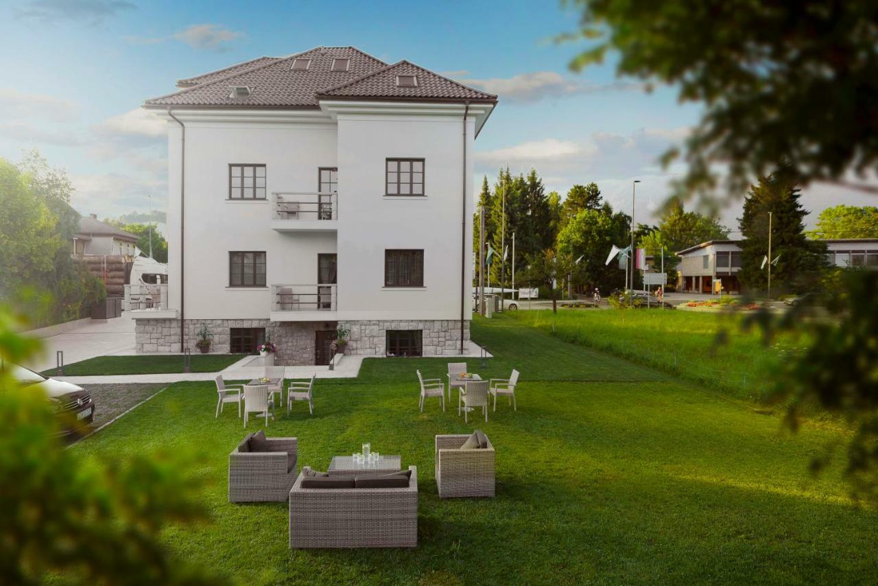 Vila Ula La Luxury Apartments Bled Bagian luar foto